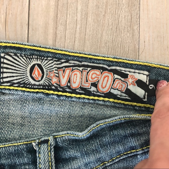 Volcom Jeans VINTAGE 9 (*Fit smaller like 5/7) - Picture 2 of 6